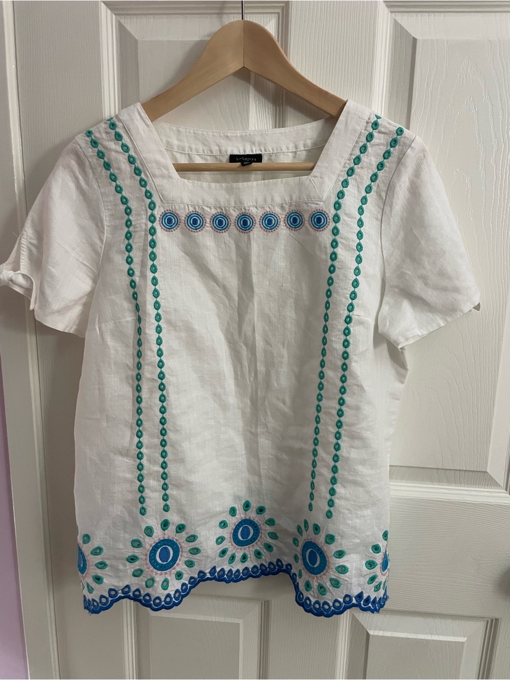 Talbots White Embroidered Linen Blouse with Blue Accents